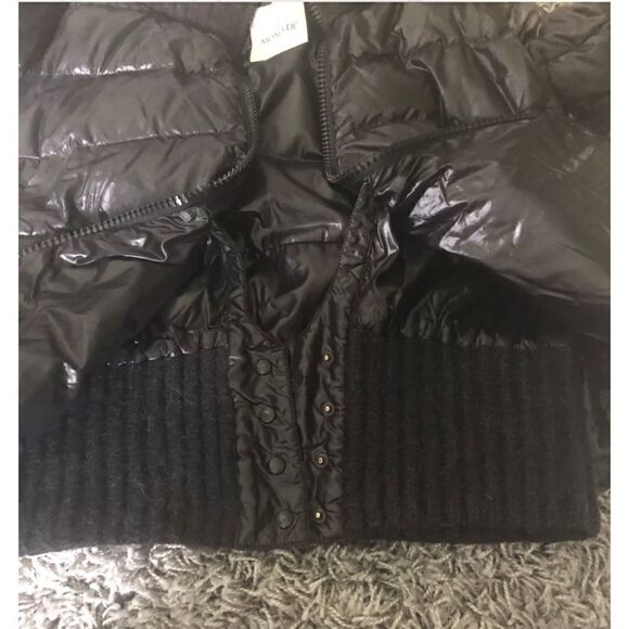 Moncler Women's Waist Length Puffer with Wool Sweater Details - Picture 6 of 12